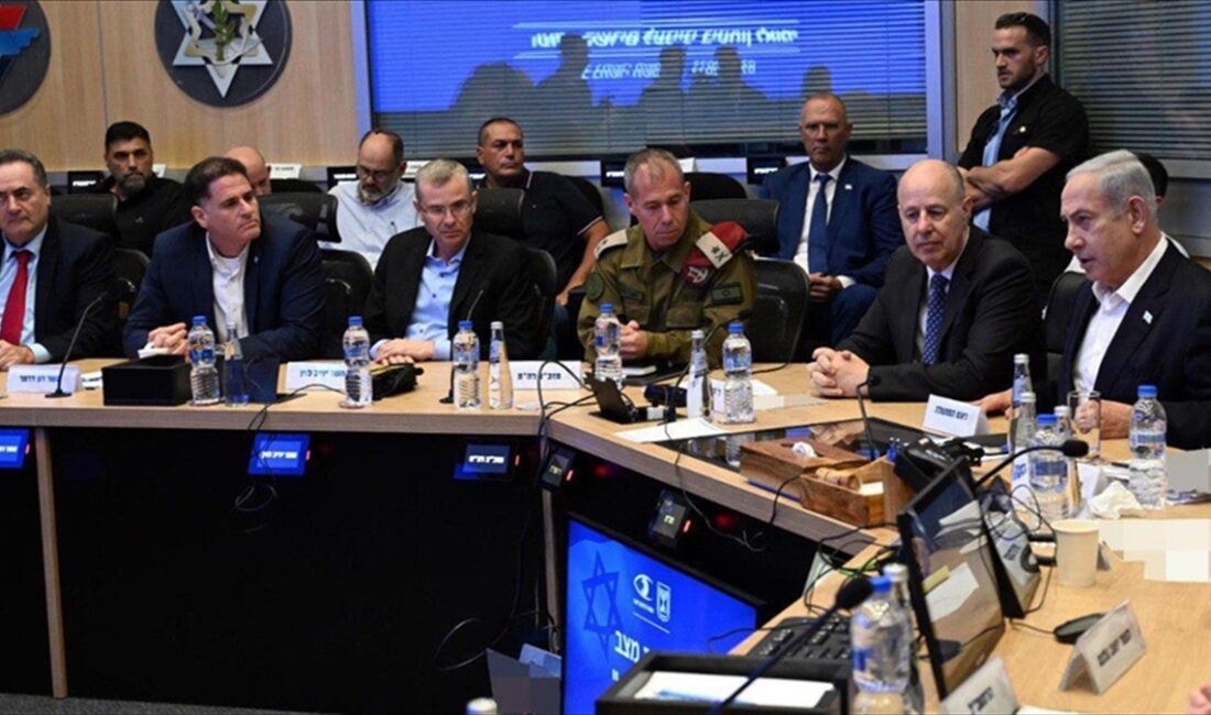 İsrail Başbakanı Binyamin Netanyahu, dün ateşkes teklifini reddederek Hamas'ın isteklerini