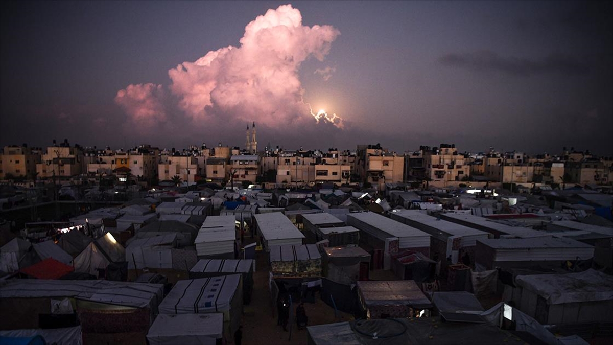 UAD'de Güney Afrika'nın açtığı "soykırım" davası kapsamında İsrail aleyhinde alınan