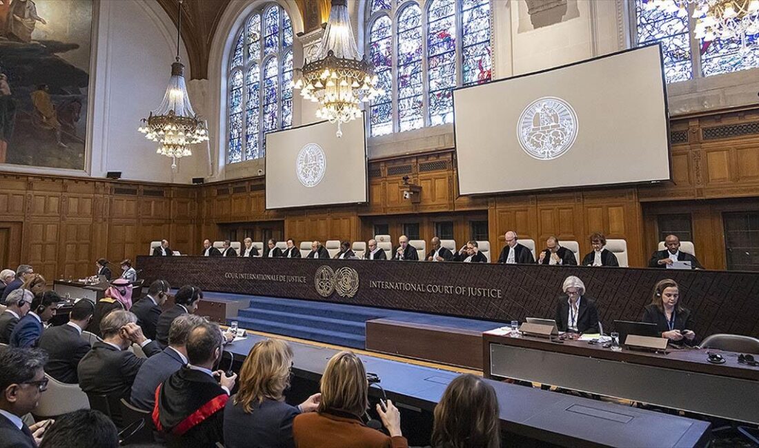 İsrail'in Soykırım Sözleşmesi'ni ihlal ettiği gerekçesiyle Uluslararası Adalet Divanında (UAD)