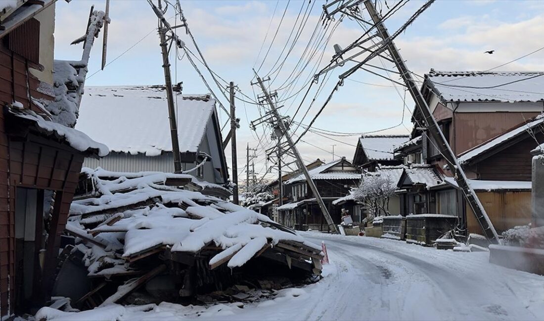 Japonya'nın batısındaki İşikava eyaleti ve bu bölgedeki Noto Yarımadası kıyısında
