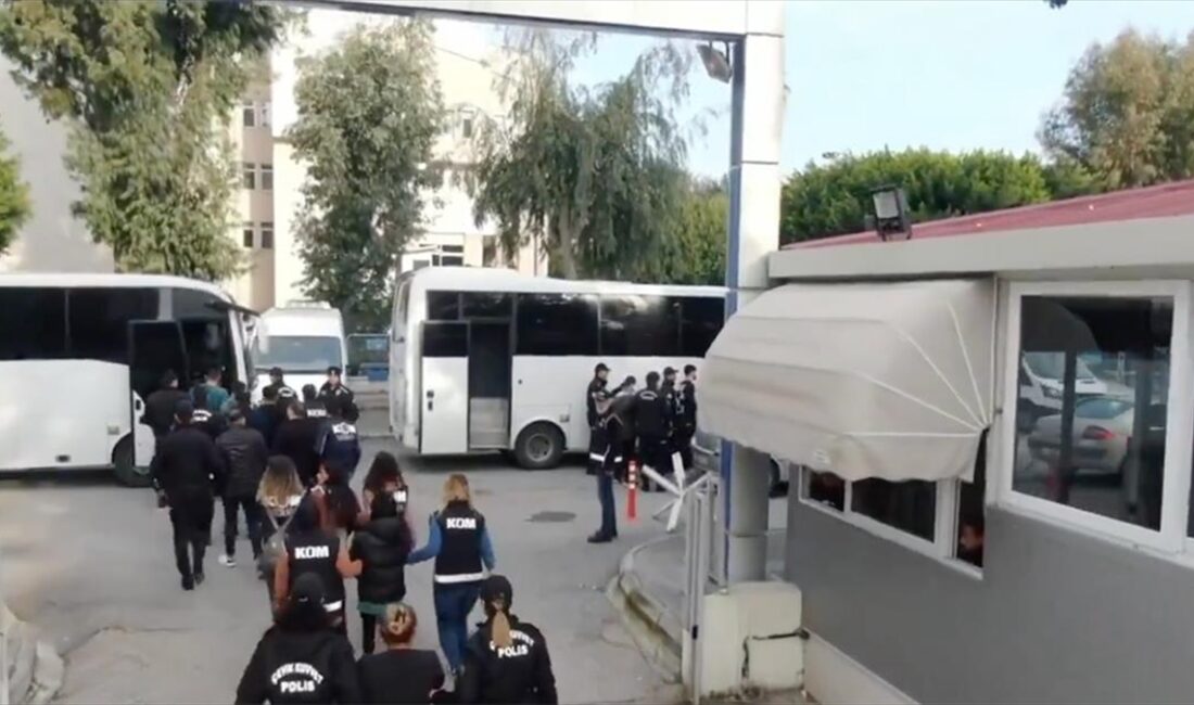 İçişleri Bakanı Ali Yerlikaya, göçmen kaçakçılığı organizatörlerine yönelik "Kalkan-12" operasyonlarında