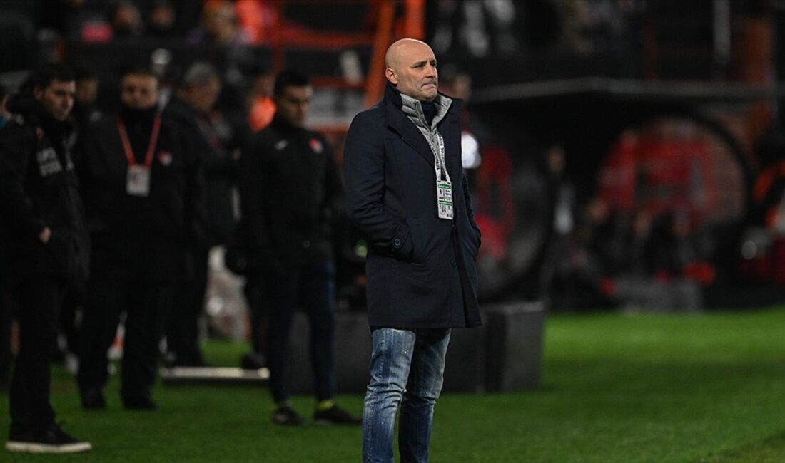Uğurlu yönetimindeki lacivert-beyazlılar, Beşiktaş, Fenerbahçe, Galatasaray ve Trabzonspor ile yaptığı