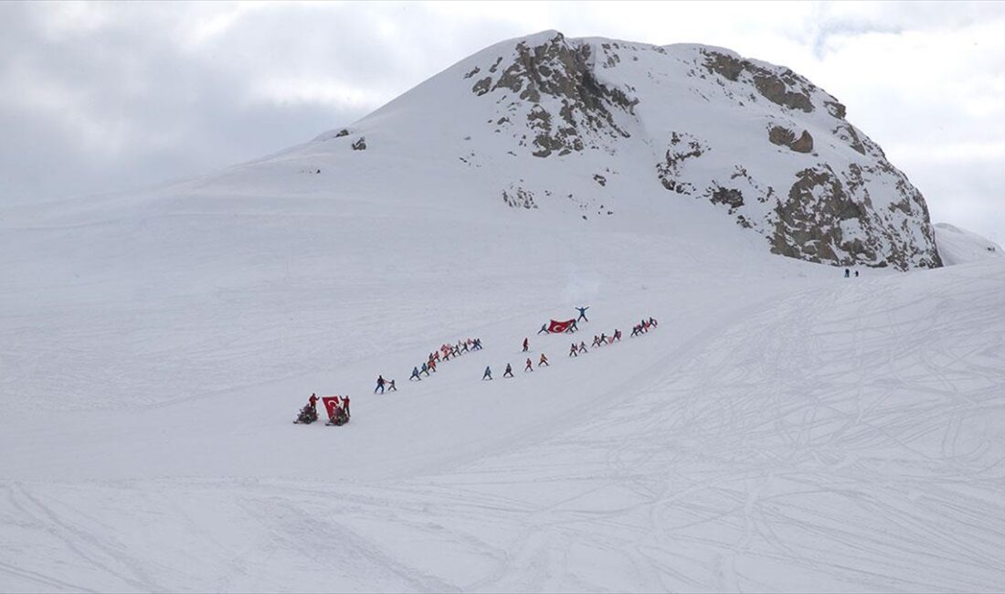 Kayak merkezleri arasında en fazla kar kalınlığı, 171 santimetreyle Hakkari'de