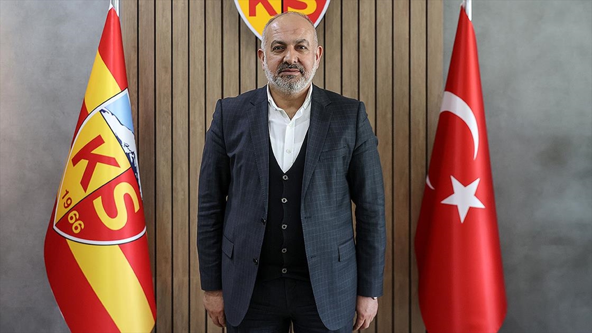 Kayserispor Kulübü Başkanı Ali Çamlı, takıma ve Burak Yılmaz’a güveniyor