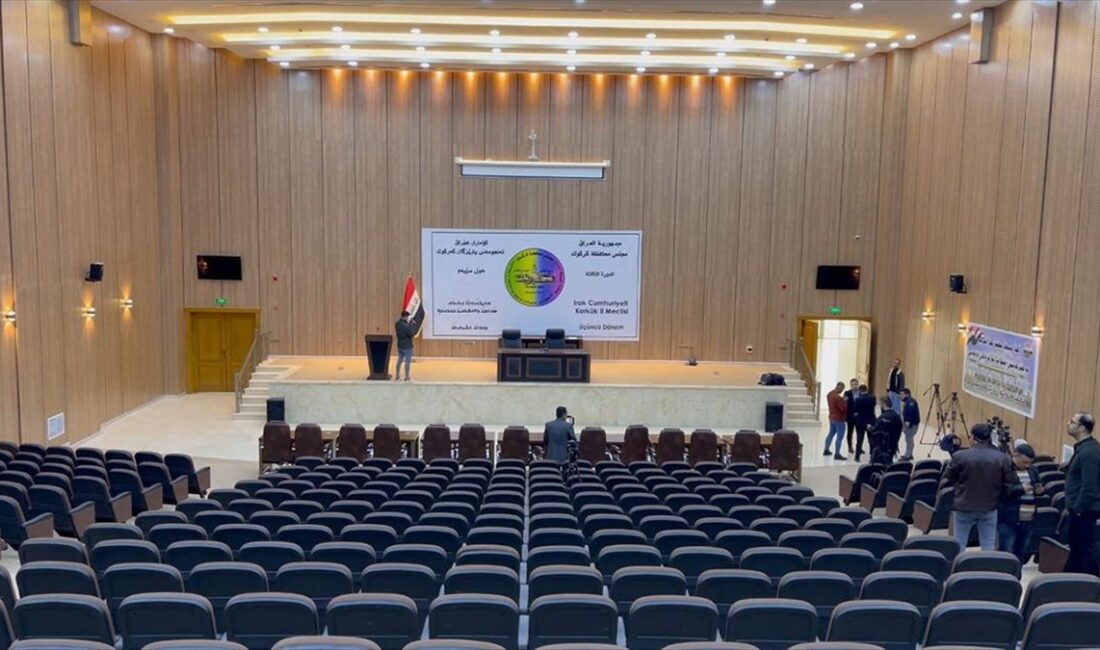 Irak'ta Kerkük İl Meclisi'nin ilk toplantısı Türkmen ve Arapların boykotu