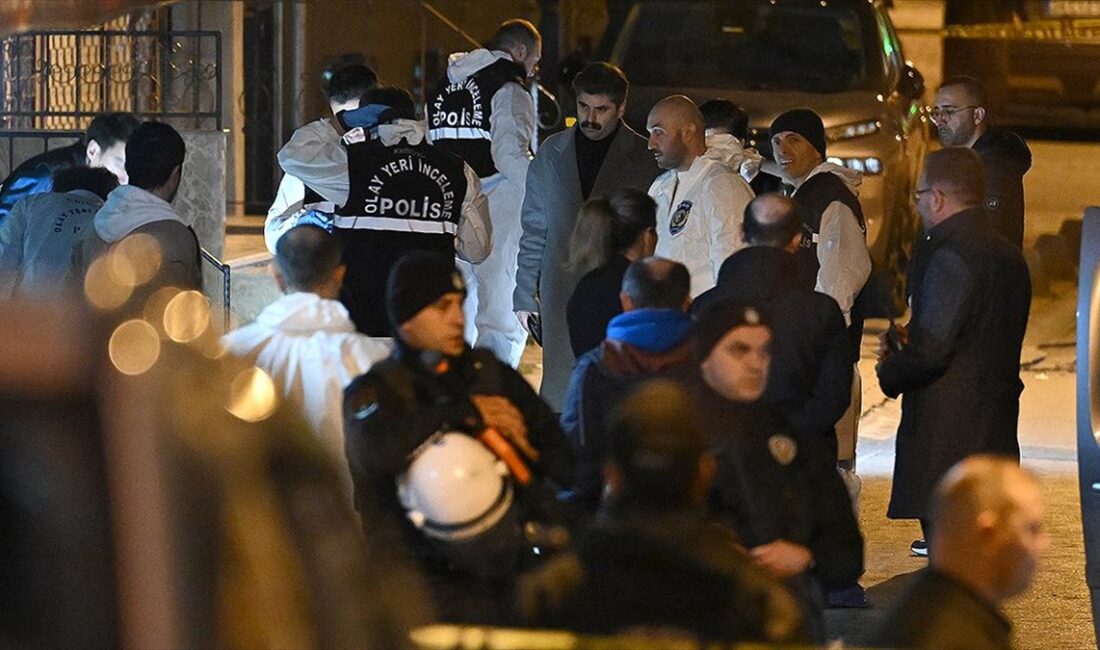 Adalet Bakanı Tunç, AK Parti Küçükçekmece Belediye Başkan adayı Yeniay'ın