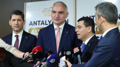 - "Antalya'mızın birçok sorunu var ama çözülemeyecek hiçbir sorunu yok.