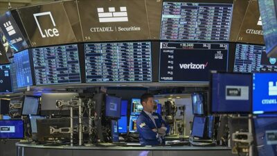 Küresel piyasalarda, ABD Merkez Bankasının (Fed) ne zaman faiz indirimine