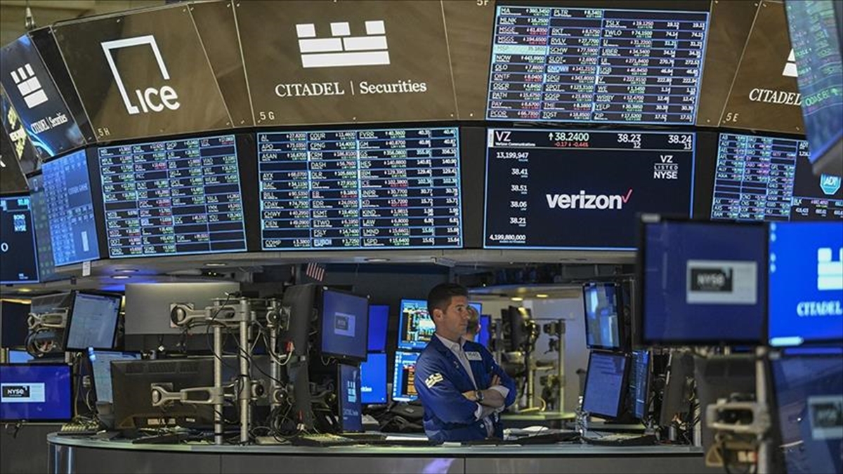 Küresel piyasalarda, ABD Merkez Bankasının (Fed) ne zaman faiz indirimine