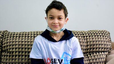 Bilecik'in Söğüt ilçesinde, geçen yıl yakalandığı lösemi hastalığını, babasından alınan