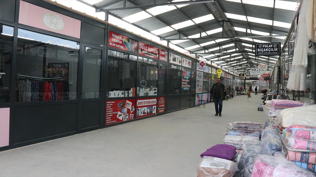 Kahramanmaraş merkezli 6 Şubat 2023'teki depremlerden etkilenen Malatya'da, 3 bin