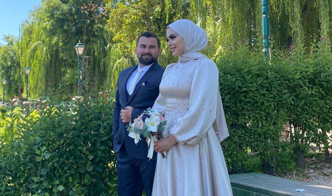 MANISA (AA) – Eskişehir Osmangazi Üniversitesi’nde okurken tanışarak arkadaş olan