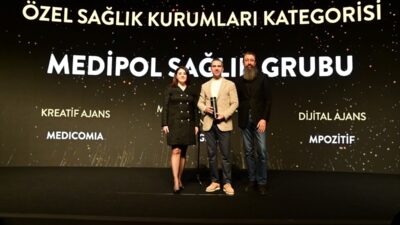 - Grup, "Özel Sağlık Kurumları" kategorisinde "Yılın İtibarlısı" olarak ödüllendirildi