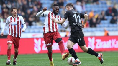 Trendyol Süper Lig'in 26. haftasında Atakaş Hatayspor, Mersin'de konuk ettiği