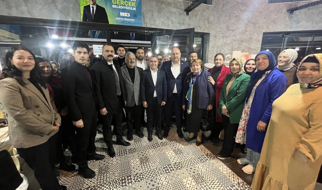ANTALYA (AA) – MHP Antalya Milletvekili Hilmi Durgun ve beraberindekiler,