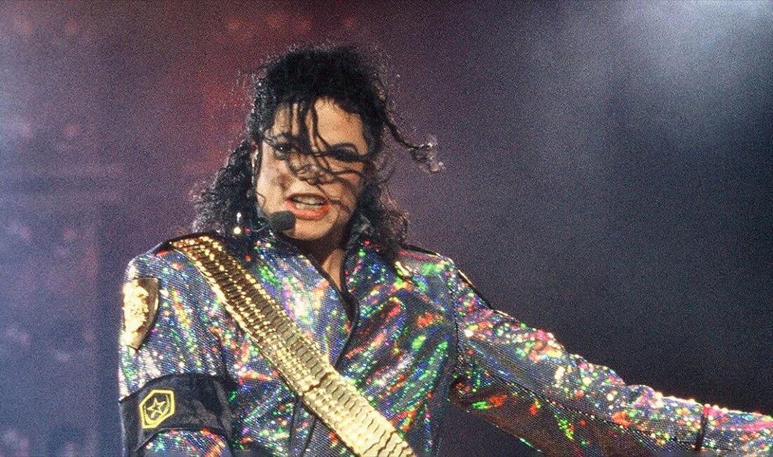 Amerikan müzik şirketi Sony Music, ünlü şarkıcı Michael Jackson'ın şarkılarından