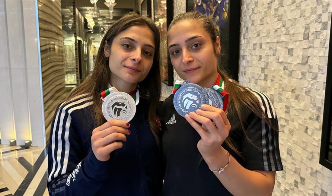 Milli halterci ikiz kız kardeşler Burcu ve Duygu Alıcı, Avrupa
