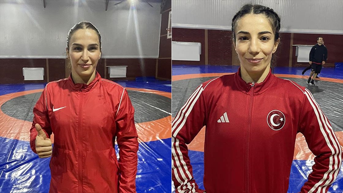 Dünya ve Avrupa şampiyonu milli güreşçiler Buse Tosun Çavuşoğlu ve