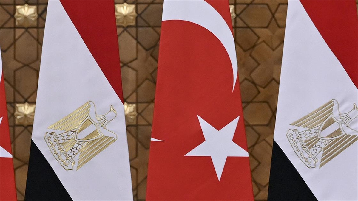 DEİK Türkiye-Mısır İş Konseyi Başkanı Mustafa Denizer, "Mısır'da 3 milyar