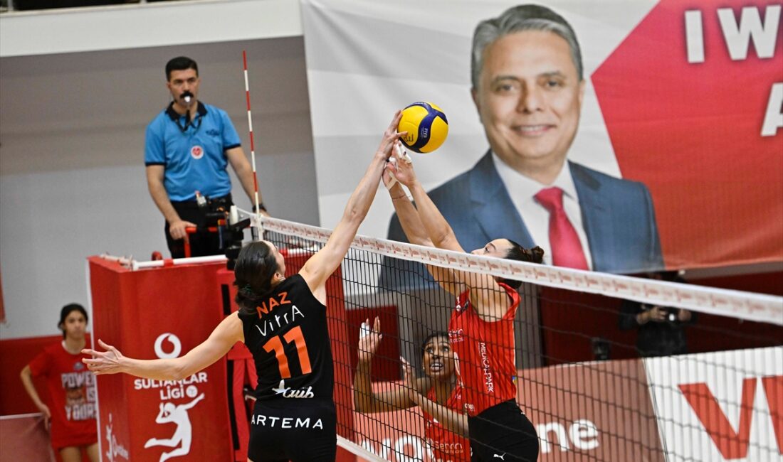 - Muratpaşa Belediyesi Sigorta Shop: 0 - Eczacıbaşı Dynavit: 3