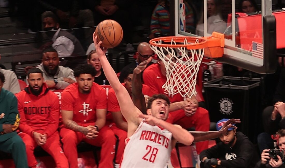 Amerikan Basketbol Ligi'nde (NBA) milli basketbolcu Alperen Şengün'ün takımı Houston