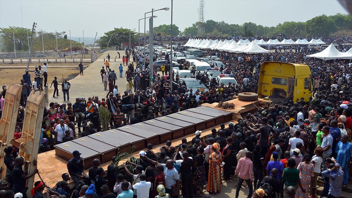 ABUJA (AA) – Tarım arazilerine sahip &ccedil;ift&ccedil;ilerle y&uuml;zlerce b&uuml;y&uuml;kbaş hayvanı
