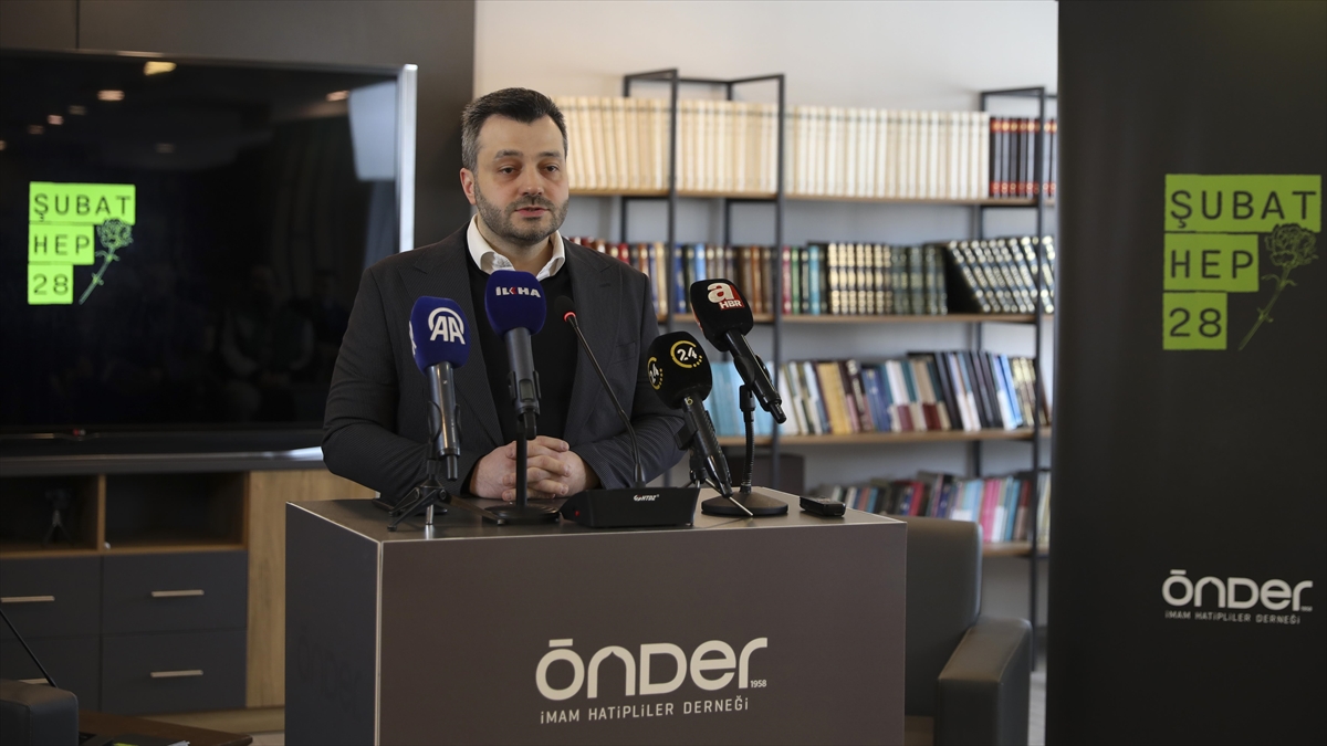 İSTANBUL (AA) – ÖNDER İmam Hatipliler Derneği tarafından Fatih’teki dernek