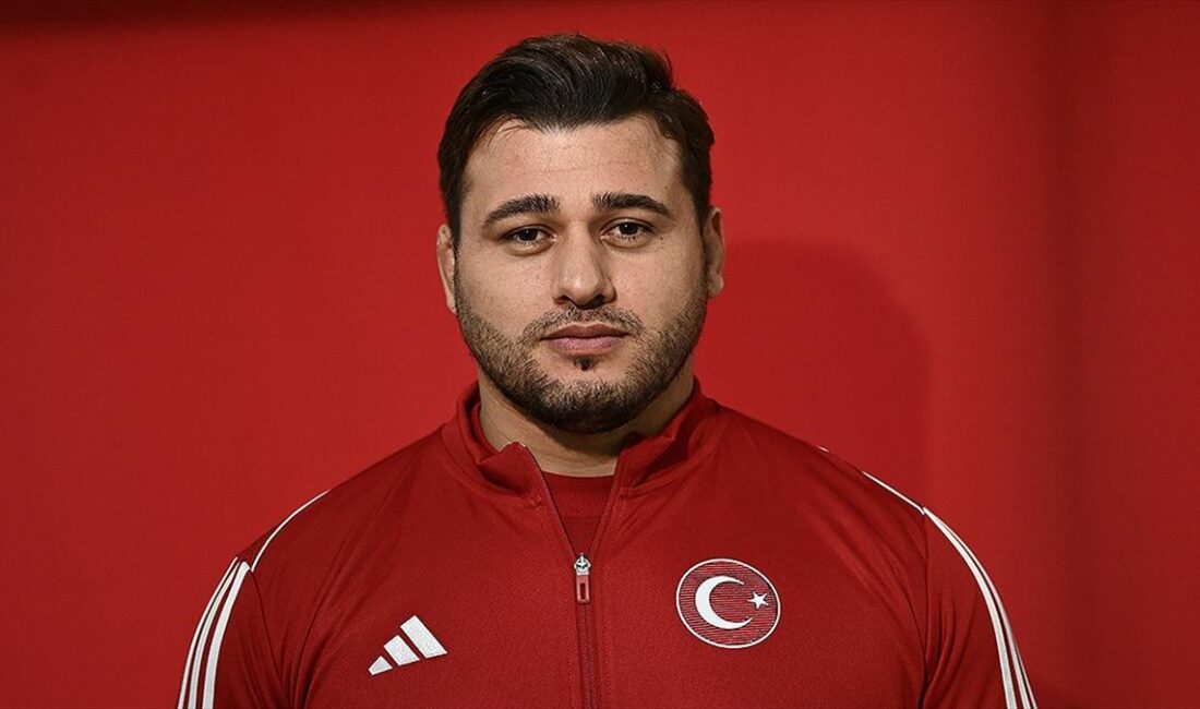 Romanya'da düzenlenecek 2024 Avrupa Şampiyonası'nda 13'üncü şampiyonluğunu kazanarak güreş tarihine