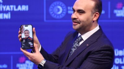 ANTALYA (AA) – Sanayi ve Teknoloji Bakanı Mehmet Fatih Kacır,