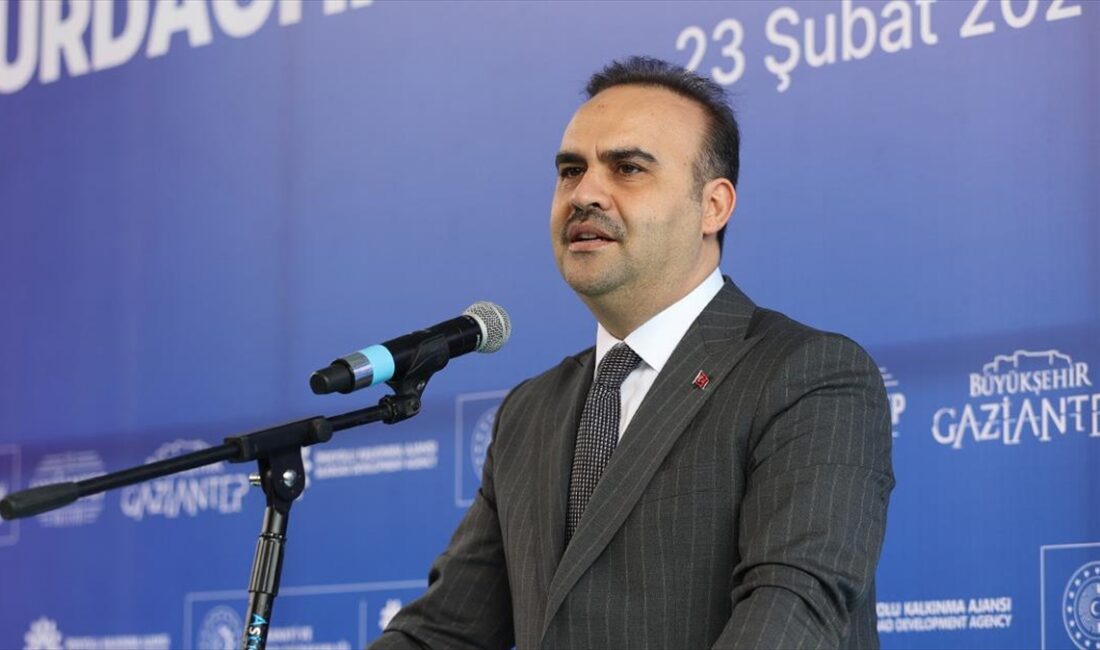 Sanayi ve Teknoloji Bakanı Kacır, "TÜRKSAT 6A ilk milli haberleşme