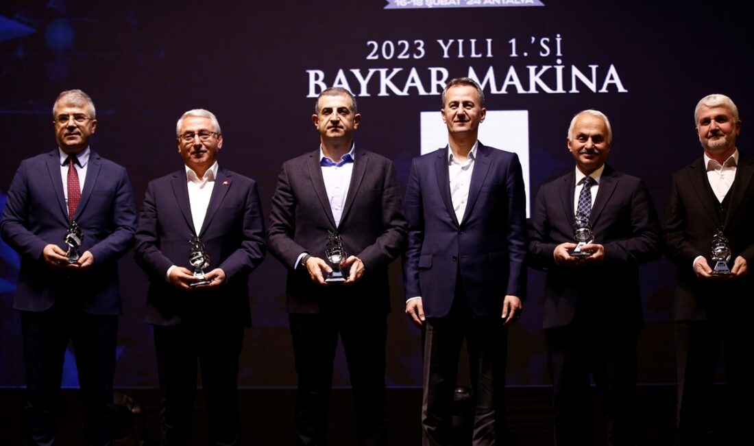 ANTALYA (AA) – Antalya'daki Savunma ve Havacılık Sanayiinde Küresel Stratejiler