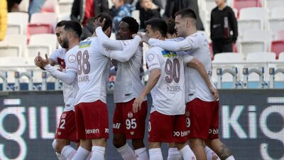 Trendyol Süper Lig'in 27. haftasında EMS Yapı Sivasspor, konuk ettiği