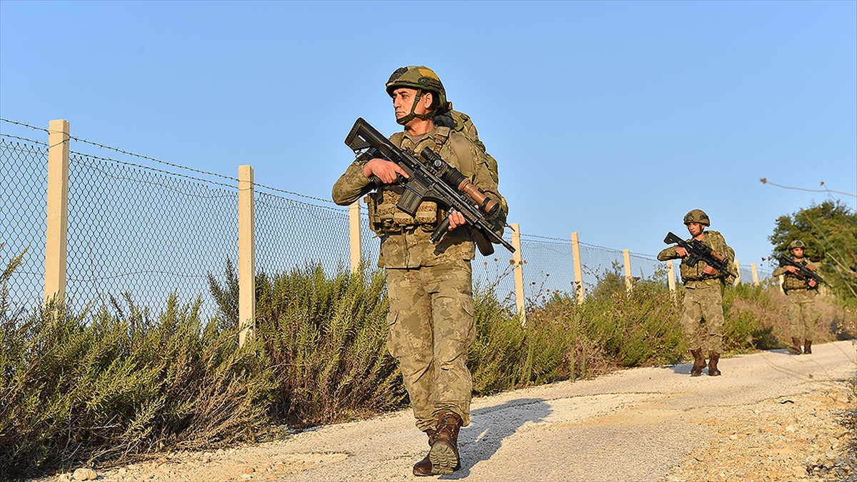 Milli Savunma Bakanlığı, Suriye'den yasa dışı yollarla Türkiye'ye geçmeye çalışan