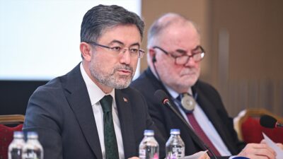 Tarım ve Orman Bakanı İbrahim Yumaklı, su kaynaklarını iyi yönetmenin