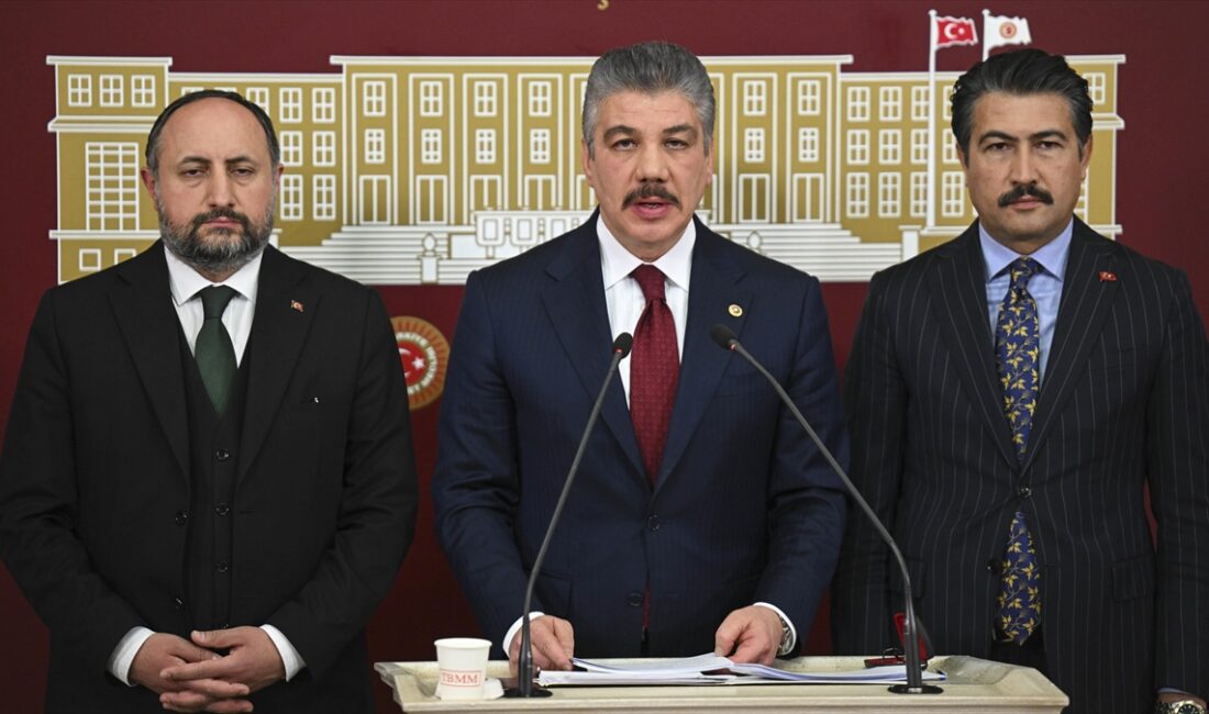 TBMM Adalet Komisyonu Başkanı Cüneyt Yüksel, "İsrail'in barbarlığını, savaş suçlarını