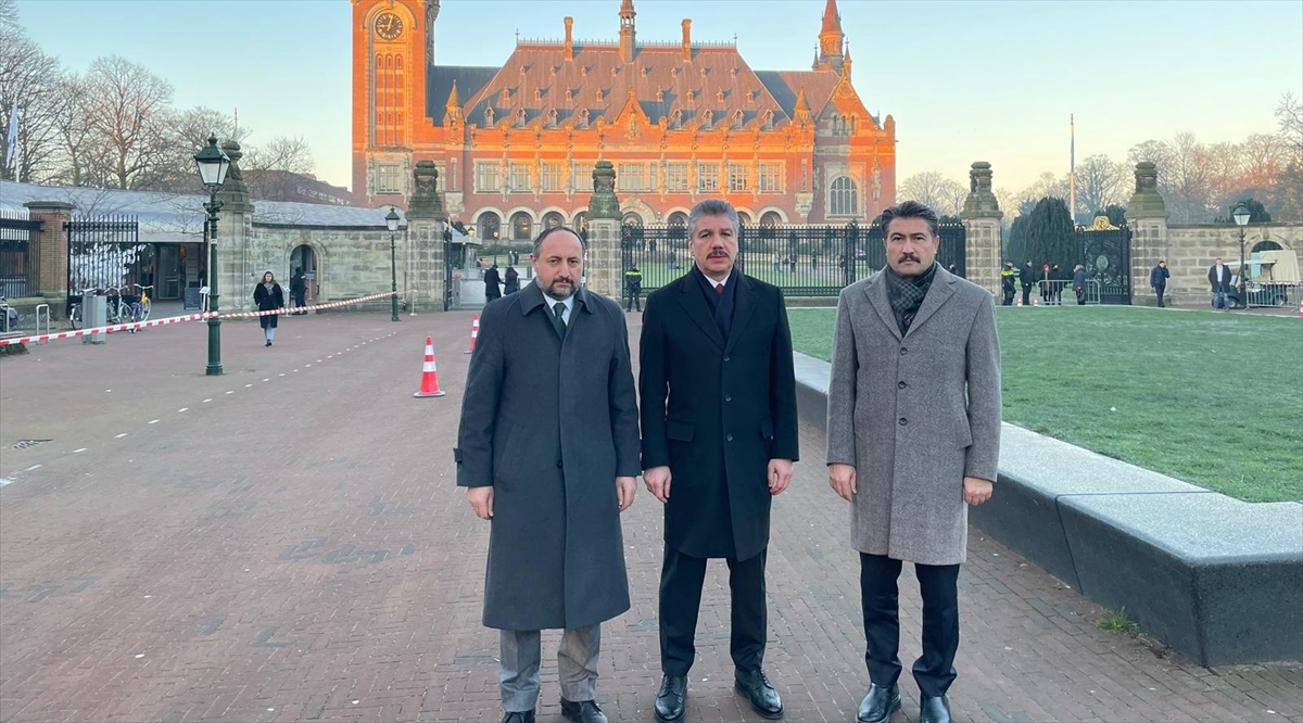 TBMM Adalet Komisyonu Başkanı ve AK Parti İstanbul Milletvekili Cüneyt
