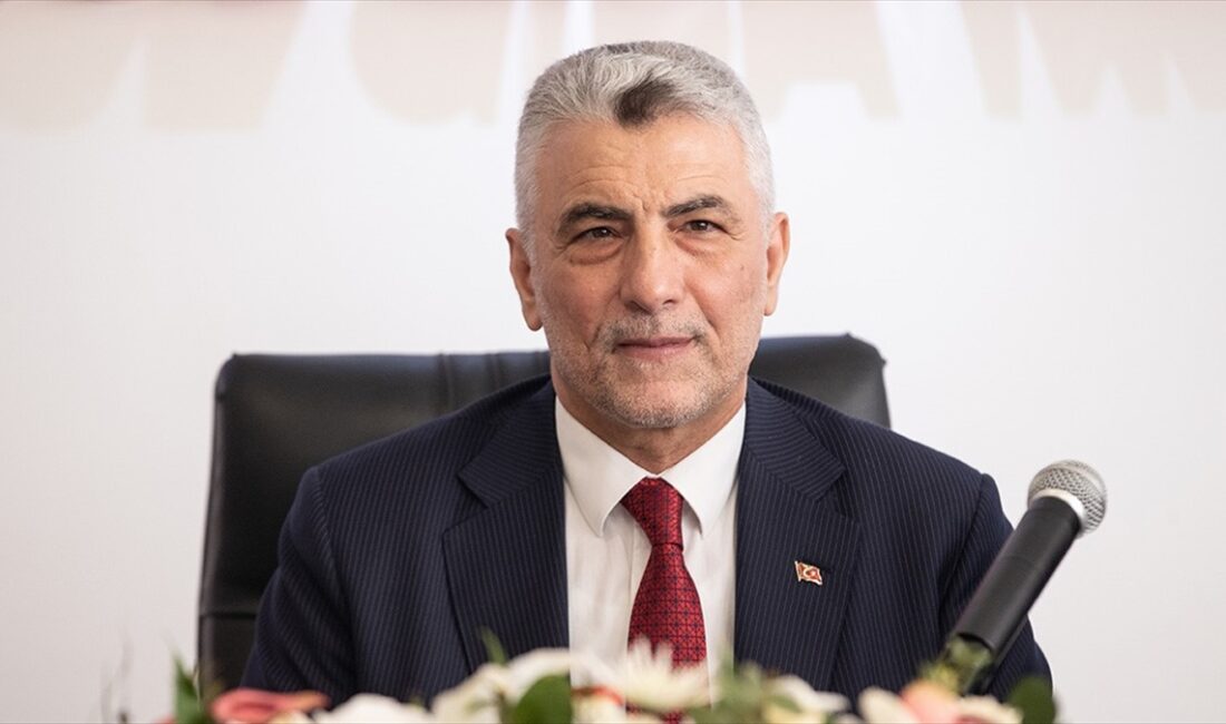 Ticaret Bakanı Ömer Bolat, "2024'te mal ve hizmet ihracatında sağlanacak