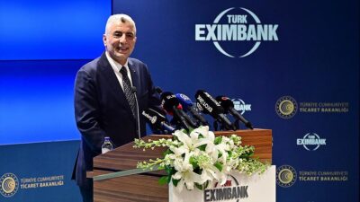 Bakan Bolat "Bugün iki müjdeyi birden yaşıyoruz. Hem yeni genel