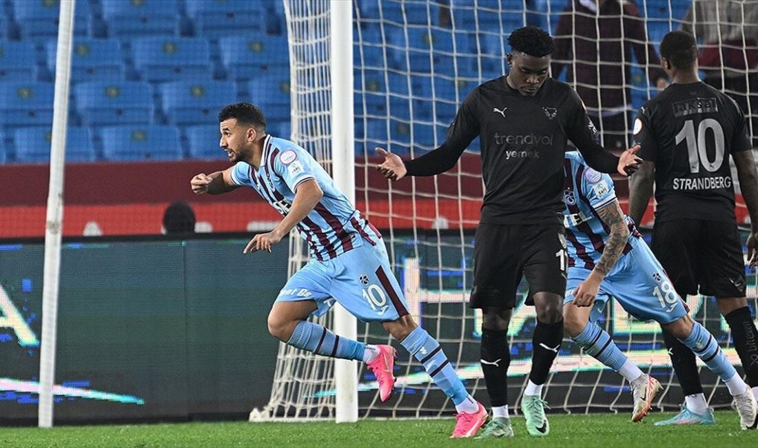 Trendyol Süper Lig'in 25. haftasında Trabzonspor, Atakaş Hatayspor'u 2-0 yenerek