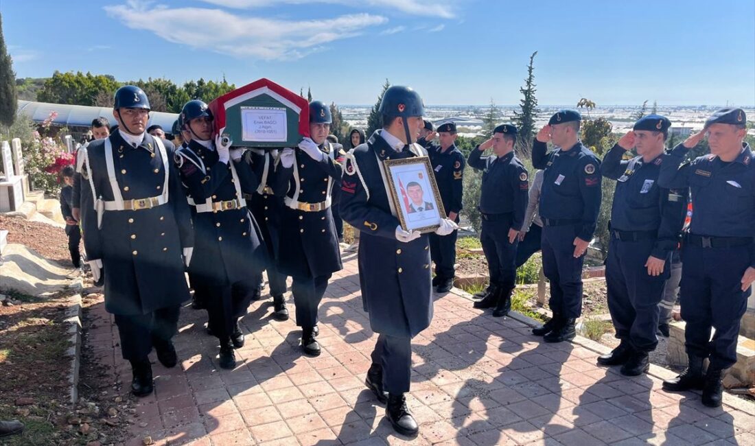 ANTALYA (AA) – İzmir'de geçirdiği trafik kazası nedeniyle hayatını kaybeden