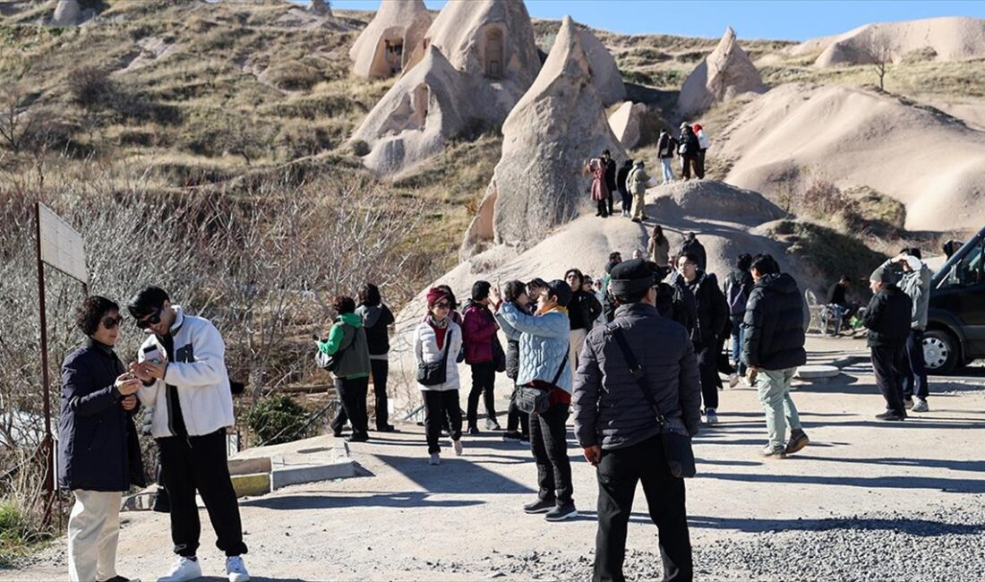 Turist rehberleri ve seyahat acentelerine ilişkin düzenlemeleri içeren Turist Rehberliği
