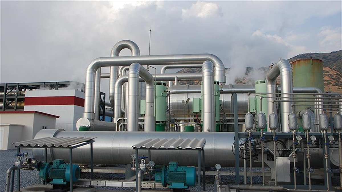Jeotermal Elektrik Santral Yatırımcıları Derneği (JESDER) Başkanı Ufuk Şentürk, jeotermal