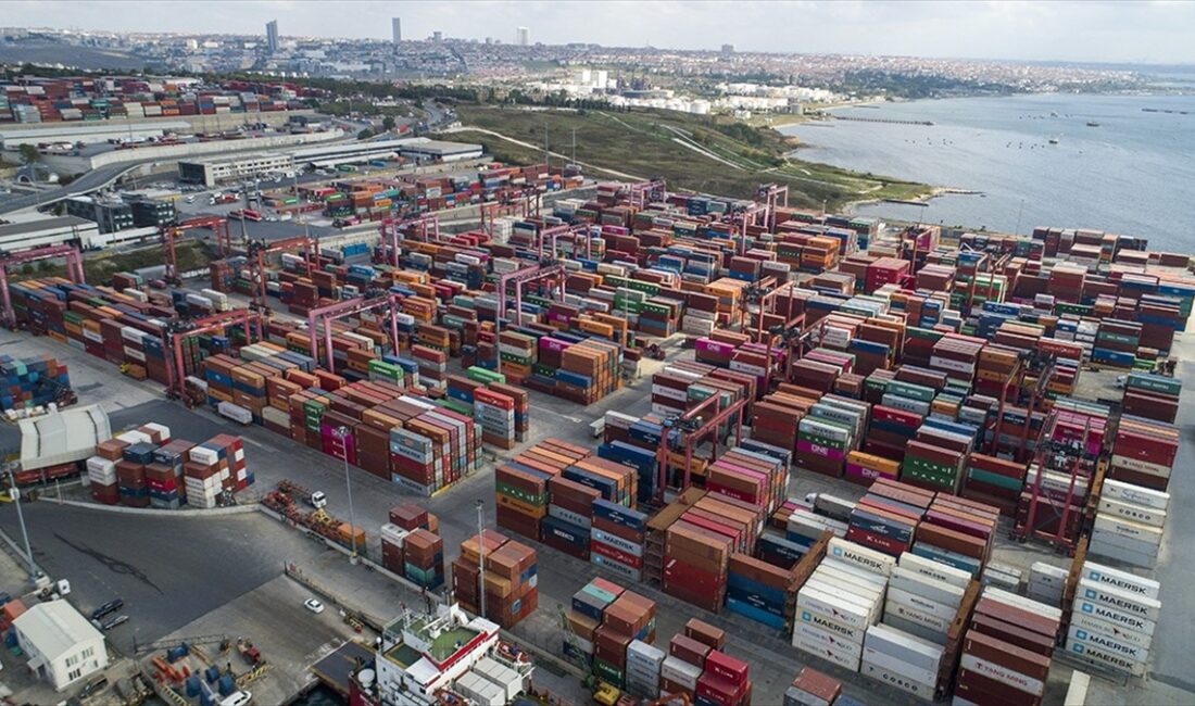Türkiye'nin ihracatı ocakta geçen yılın aynı ayına göre yüzde 3,5