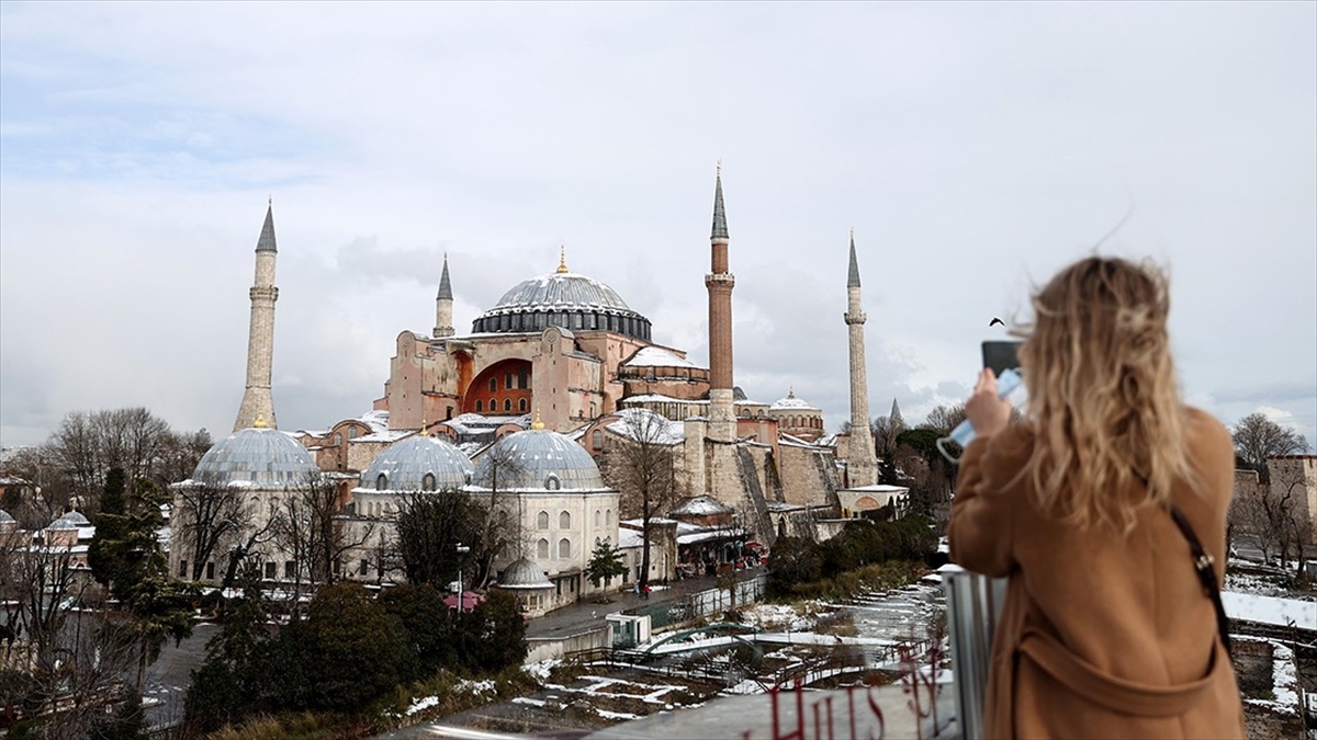 Türkiye, ocak ayında 2 milyon 47 bin 27 yabancı ziyaretçi