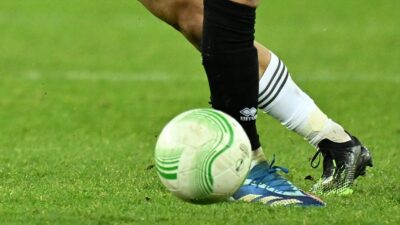 Avrupa futbolunun kulüp düzeyindeki üç numaralı organizasyonunda, TSİ 23.00'te başlayan