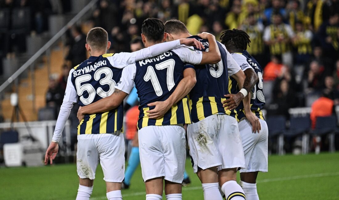 UEFA Avrupa Konferans Ligi'nde son 16 turunun kura çekimi gerçekleştirildi.