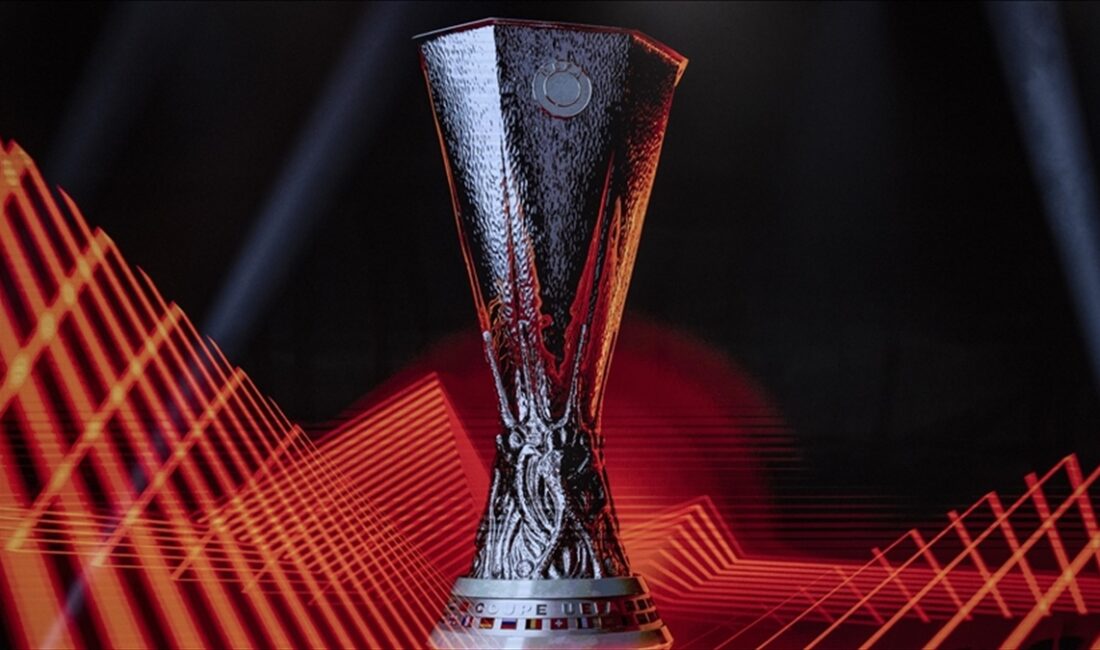 UEFA Avrupa Ligi'nde son 16 turunun kura çekimi yapıldı.