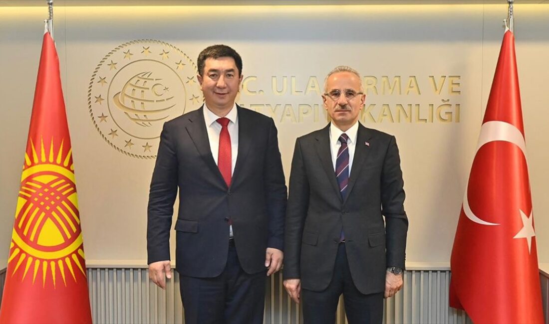 Bakan Uraloğlu, kara yolu taşımacılığında atılacak yeni adımların, Türkiye-Kırgızistan ilişkilerinin