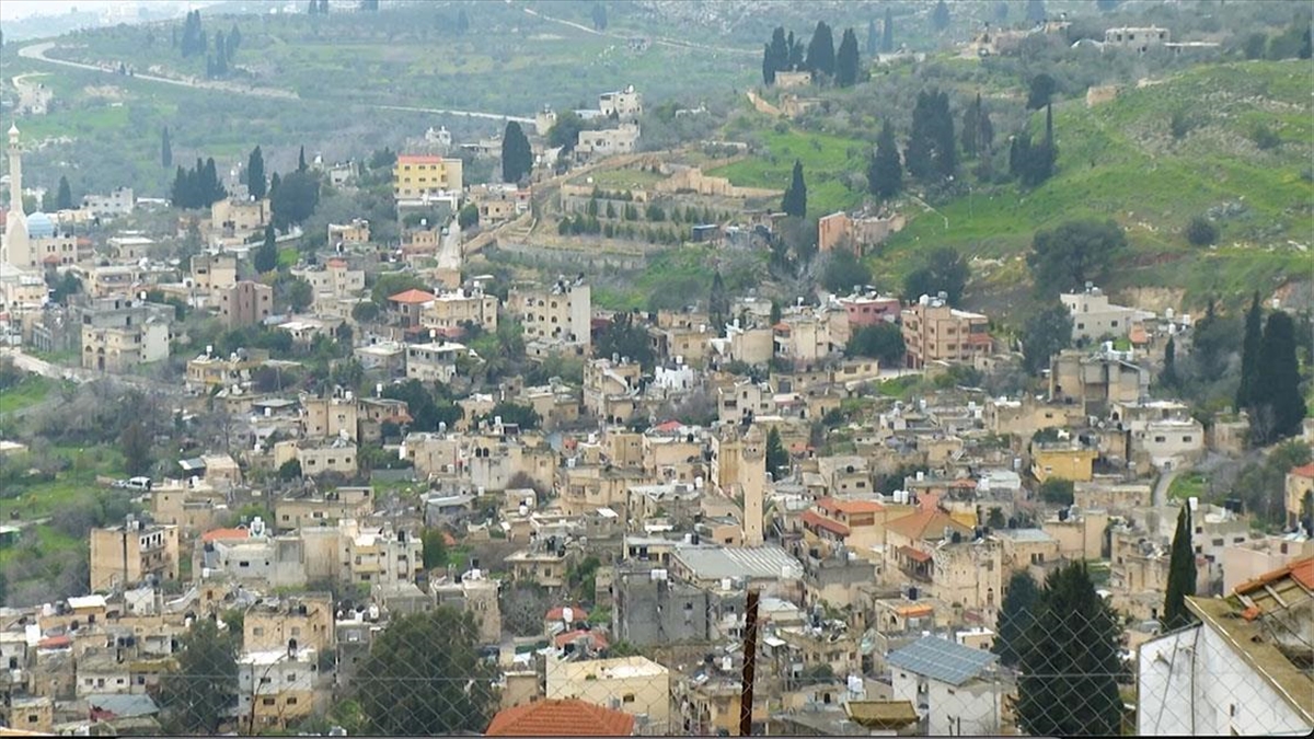 İşgal altındaki Batı Şeria'nın kuzeyinde bulunan Nablus kentine bağlı Burka