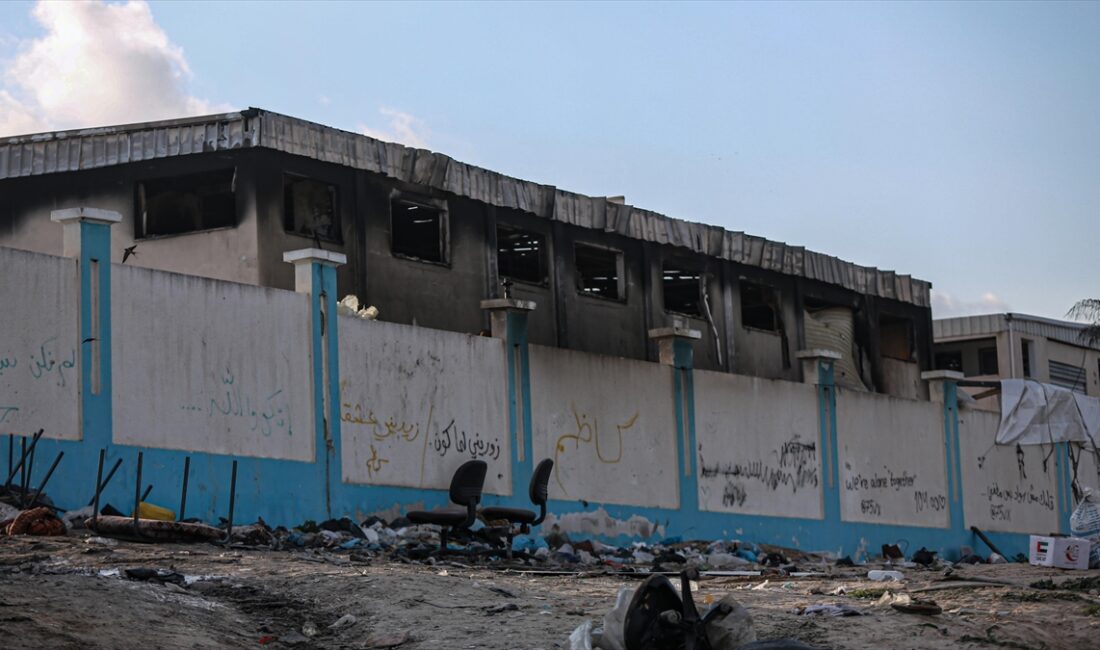 UNRWA, 7 Ekim’den bu yana Filistinlilerin de sığındığı Gazze’deki UNRWA